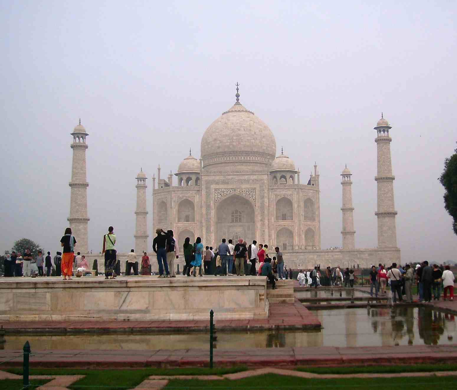 Taj Mahal Timings, Taj Mahal Ticket Price [current_date format='Y