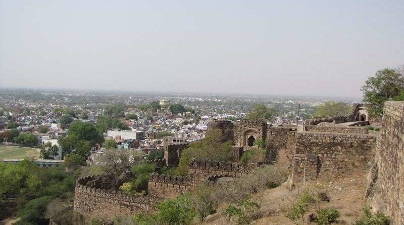 Jhansi Fort - Lakshmi Bai Ka Kila