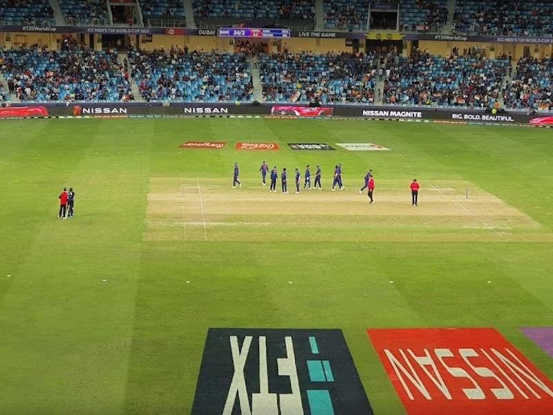 Match at Dubai International Cricket Stadium 